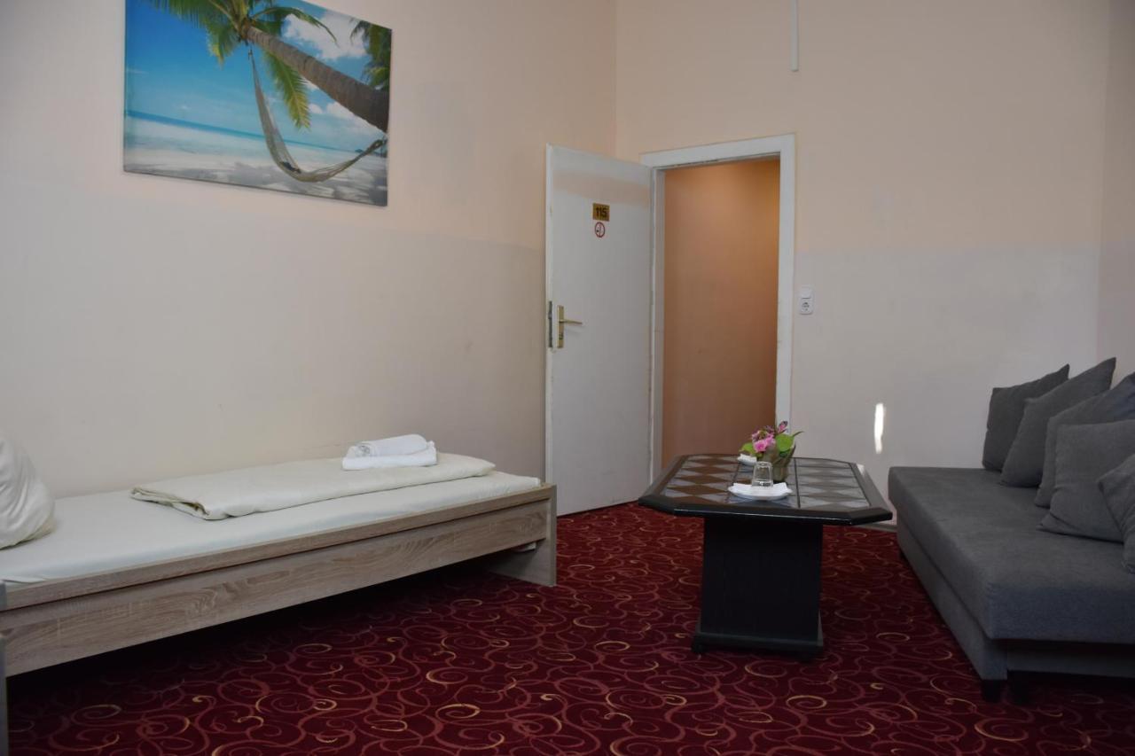 Hotel Schaum Dusseldorf Ngoại thất bức ảnh