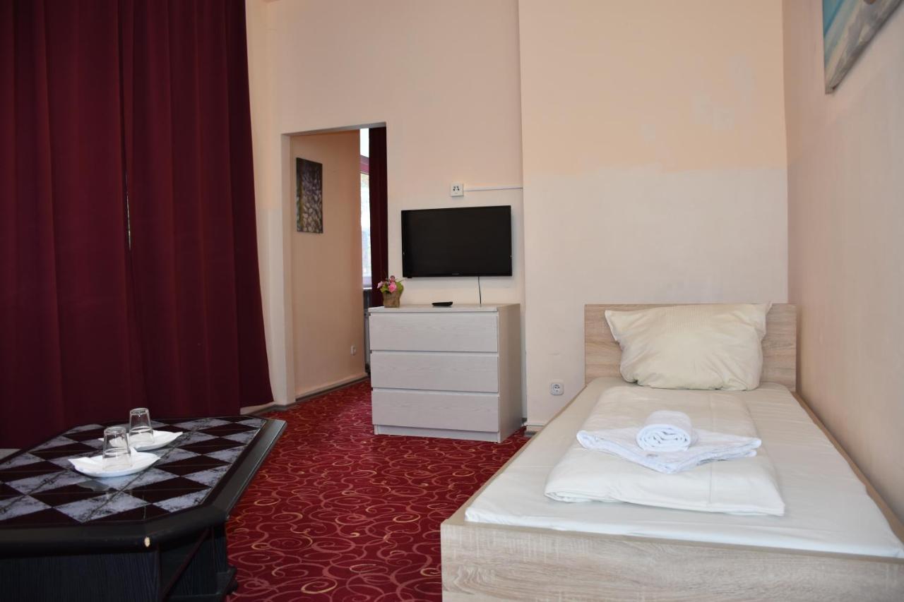Hotel Schaum Dusseldorf Ngoại thất bức ảnh